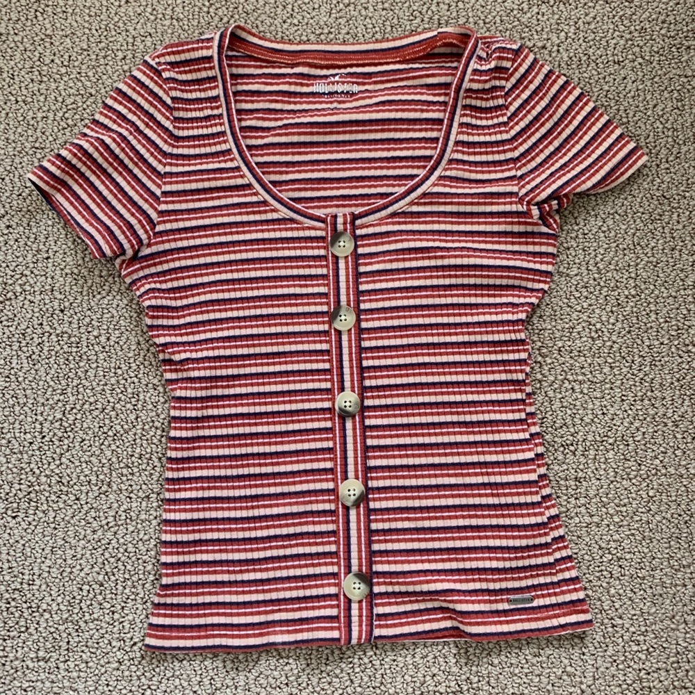 Hollister shirt